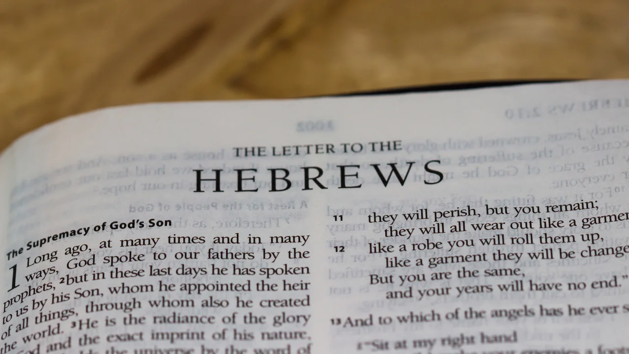 Você está visualizando atualmente Introdução à Carta aos Hebreus – A excelência de Cristo